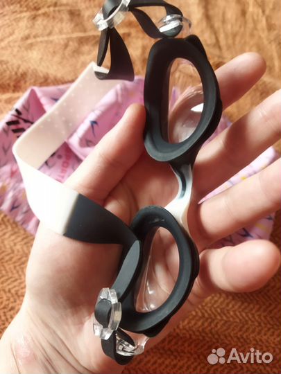 Очки для плавания