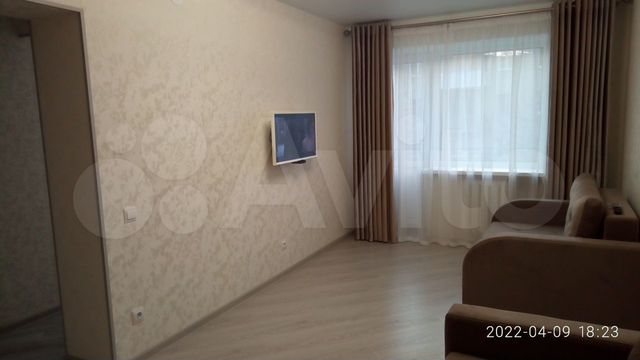 2-к. квартира, 37 м², 2/5 эт.