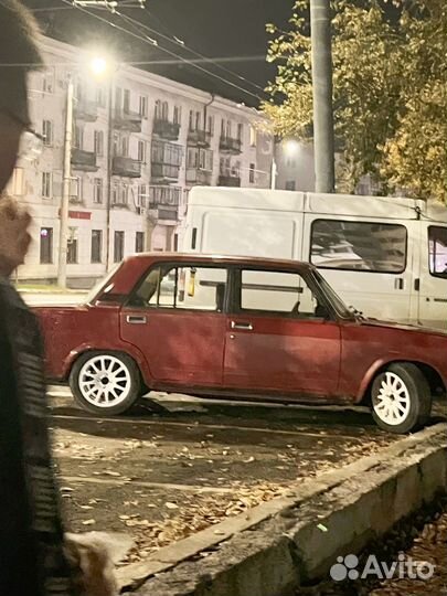 Всмпо вега r15