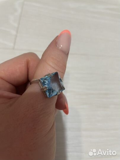 Серебряное кольцо женское