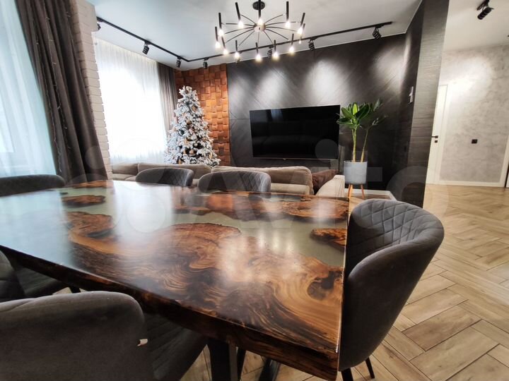 4-к. квартира, 95,6 м², 7/18 эт.