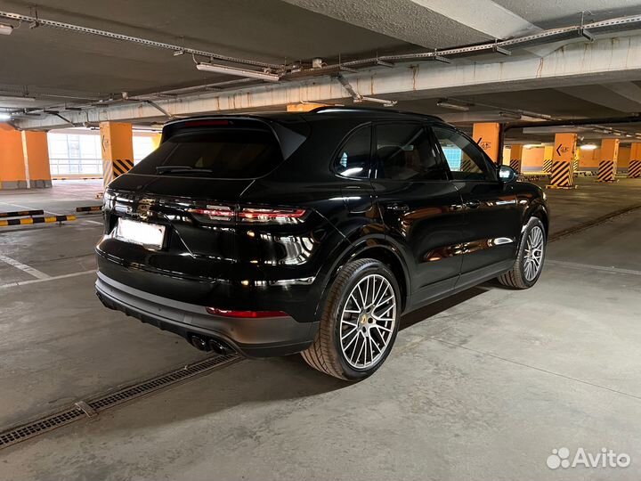 Porsche Cayenne 3.0 AT, 2022, 21 км