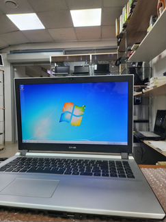 Ноутбук с 4GB и SSD на гарантии