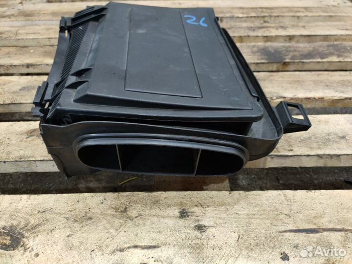 Корпус воздушного фильтра левый Bmw 5 E39 M52B28