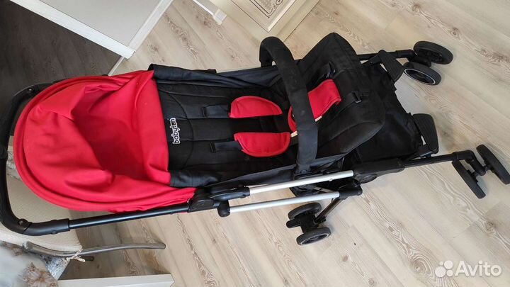 Коляска летняя очень компактная