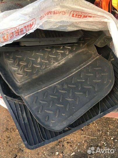 Коврики nissan