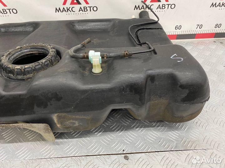 Б/У топливный бак (бензобак) Hyundai Accent LC