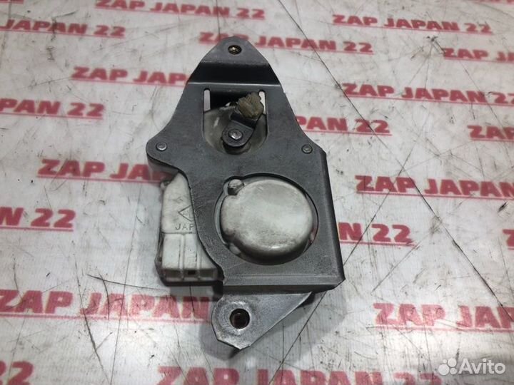 Активатор замка двери задний Mitsubishi Challenger