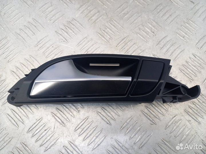 Ручка двери задней внутренняя левая Audi Q7 4LB