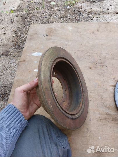 Задние тормозные диски мицубиси лансер 9 1.6 4g18