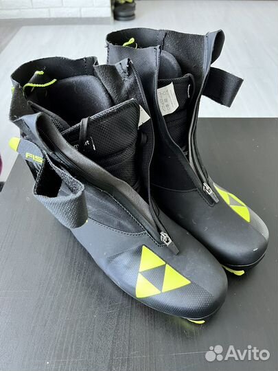 Лыжные ботинки коньковые Fisher RCS