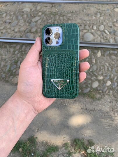 Кожаный чехол для iPhone 13/14 Pro Pro Max