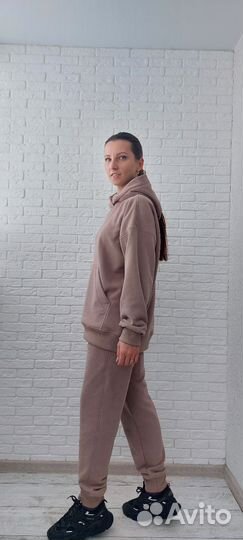 Костюм спортивный