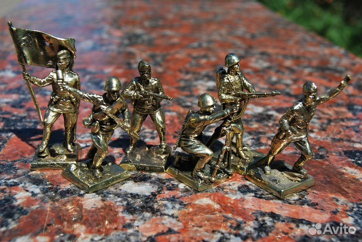 Солдатики красная армия немцы бронза