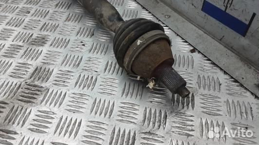 Привод передний правый skoda fabia 1 (KSE04N101)