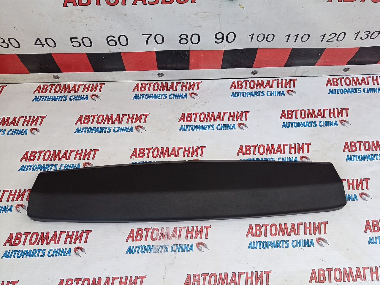 Обшивка крышки багажника Exeed RX Эксид RX