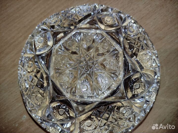 Хрустальная пепельница