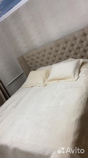 Кровать с матрасом 180 200