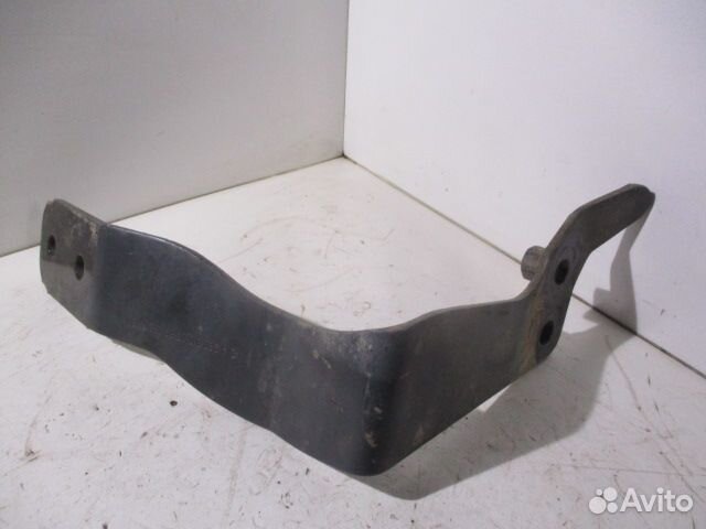 Кронштейн кабины передний Mercedes-Benz A930310056