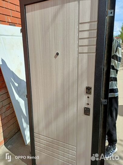 Дверь входная металлическая