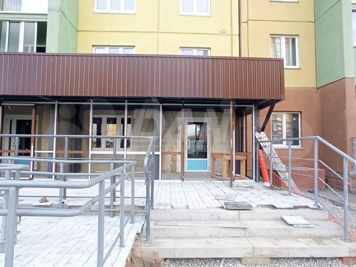 Помещение на первой линии 93 кв.м