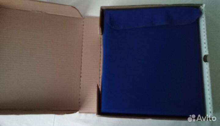 Икона - Спаситель в раскладном киоте