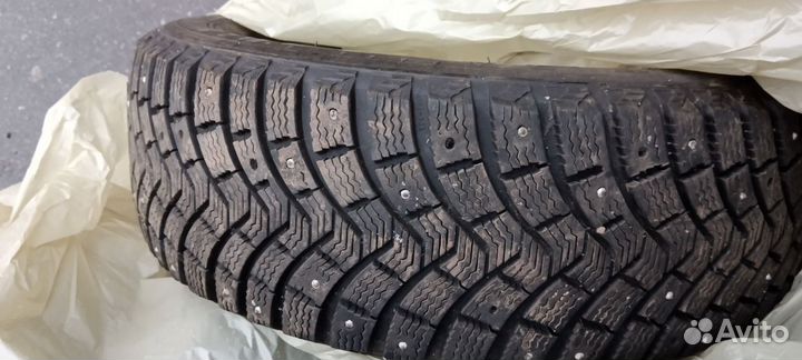 Michelin X-Ice North 2 2.25/7 R15