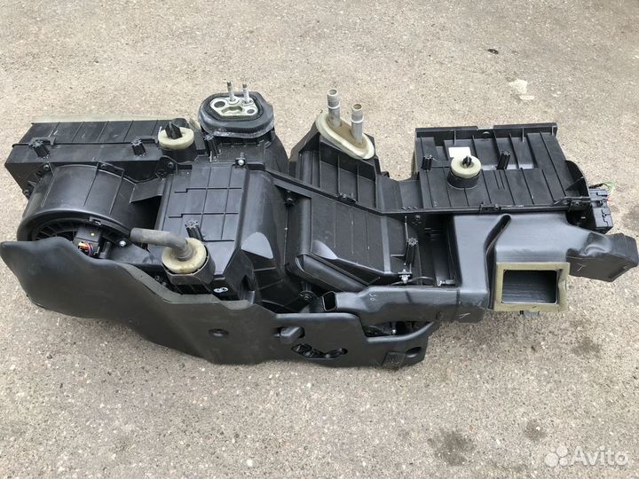 Печка в сборе Chevrolet Tahoe III 06-14