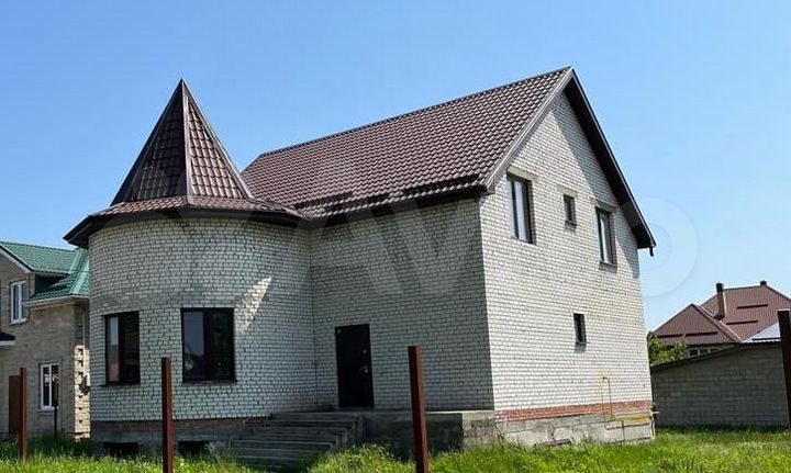 Дом 290 м² на участке 10 сот.