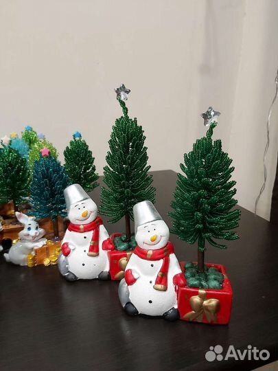 Ёлочки из бисера со снеговиками