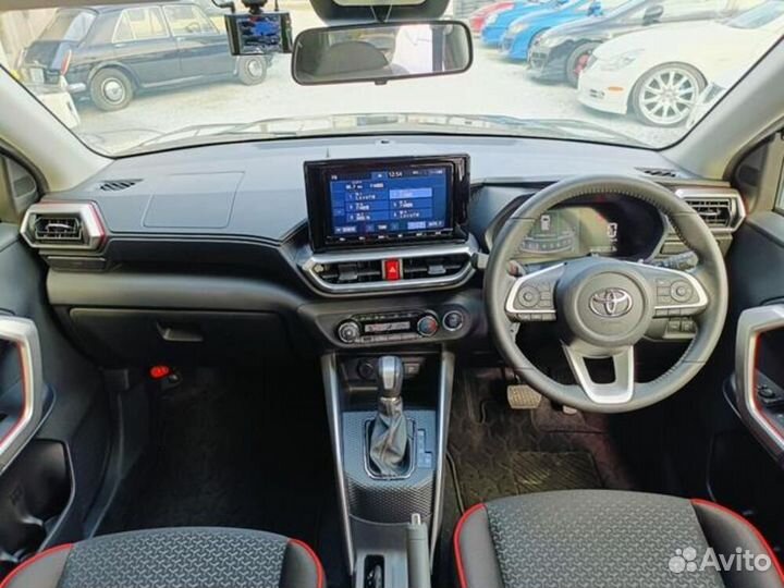 Toyota Raize 1.0 CVT, 2020, 34 000 км
