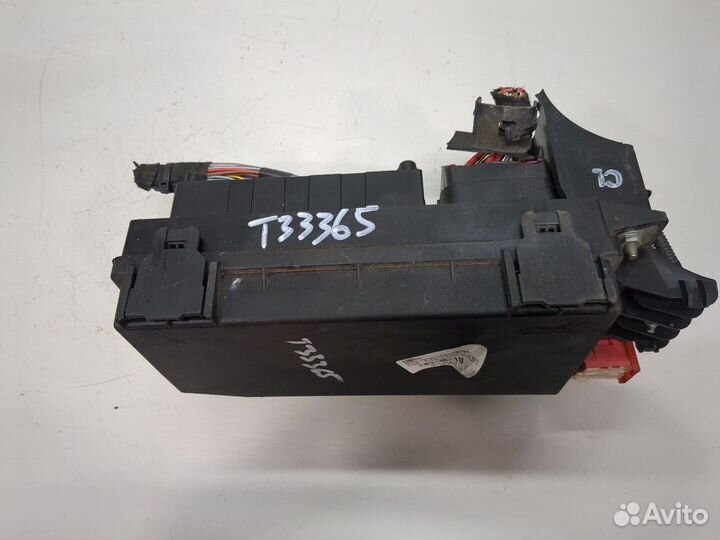 Блок предохранителей Opel Astra H, 2010