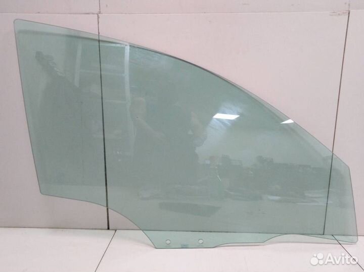 Стекло двери передней правой Mazda Mazda 3 BK 2002