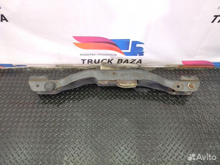 Кронштейн задних амортизаторов кабины