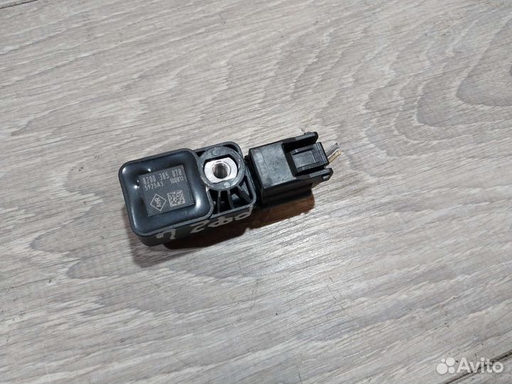 Датчик удара Renault Fluence датчик airbag