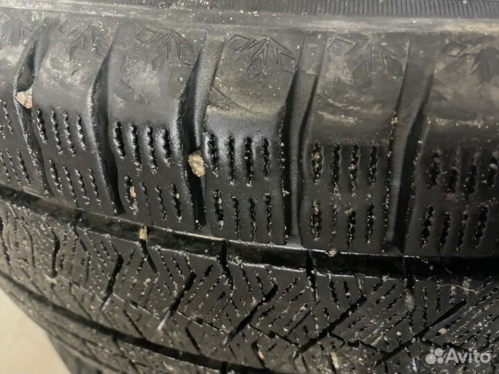 Triangle Snowlink TWT02 225/50 R18 и 255/45 R18