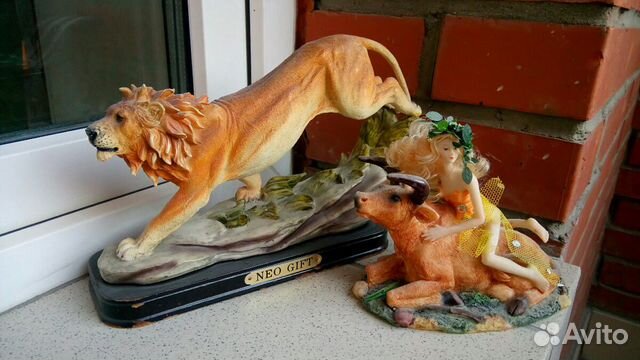 Игрушка статуэтка