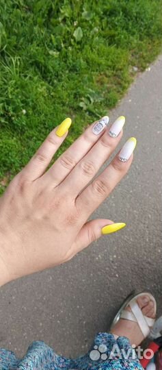 Накладные ногти с дизайном в наличии