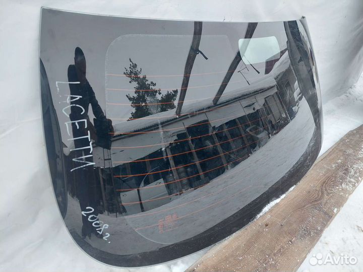 Стекло заднее ветровое заднее для автомобиля