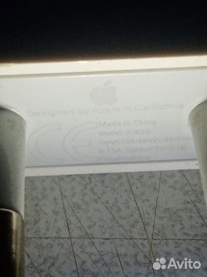 Зарядное устройство Apple - для iPhone и iPod