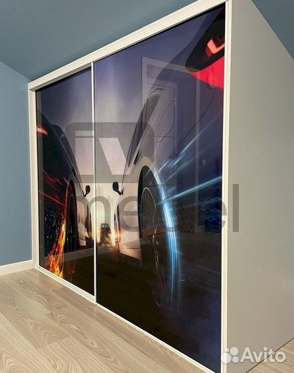 Шкаф двухстворчатый