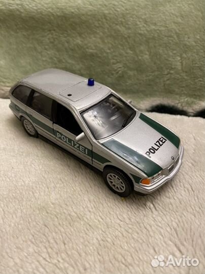 Модель а/м BMW 325i touring Polizei, Hongwell