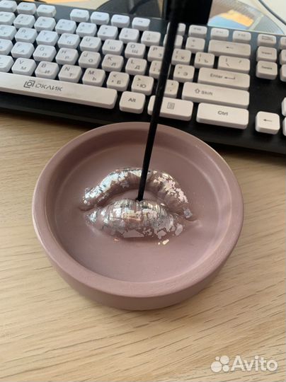 Подставка для благовоний из гипсоцемента