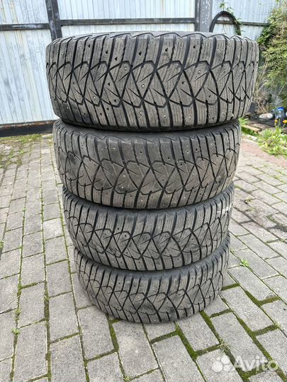 Dunlop DSX 4/9 R16