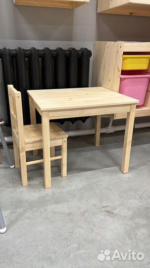 Детский комплект стол + 1 стульчик новые