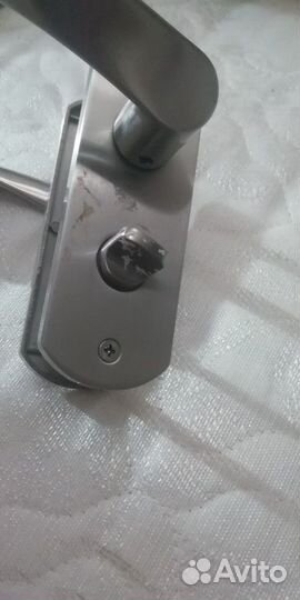 Дверей замок