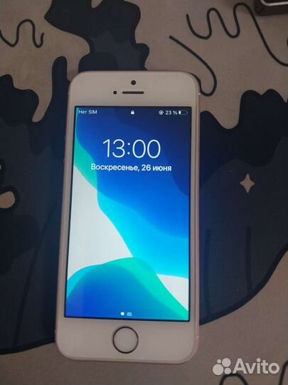 iPhone SE 32GB