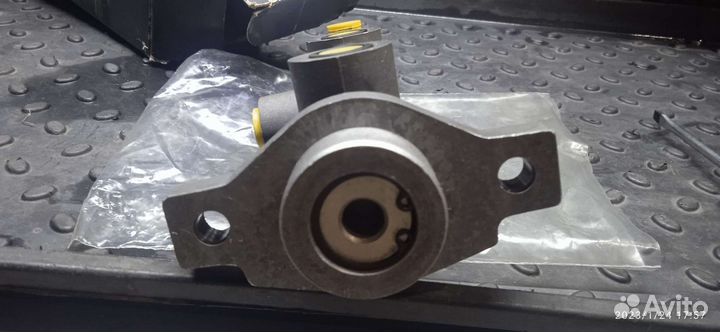 Тормозной цилиндр Nissan Almera n16