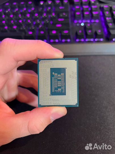 Новый процессор Intel Core i3 12100F OEM