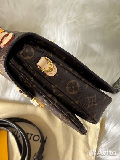 Сумка Louis Vuitton Pochette metis